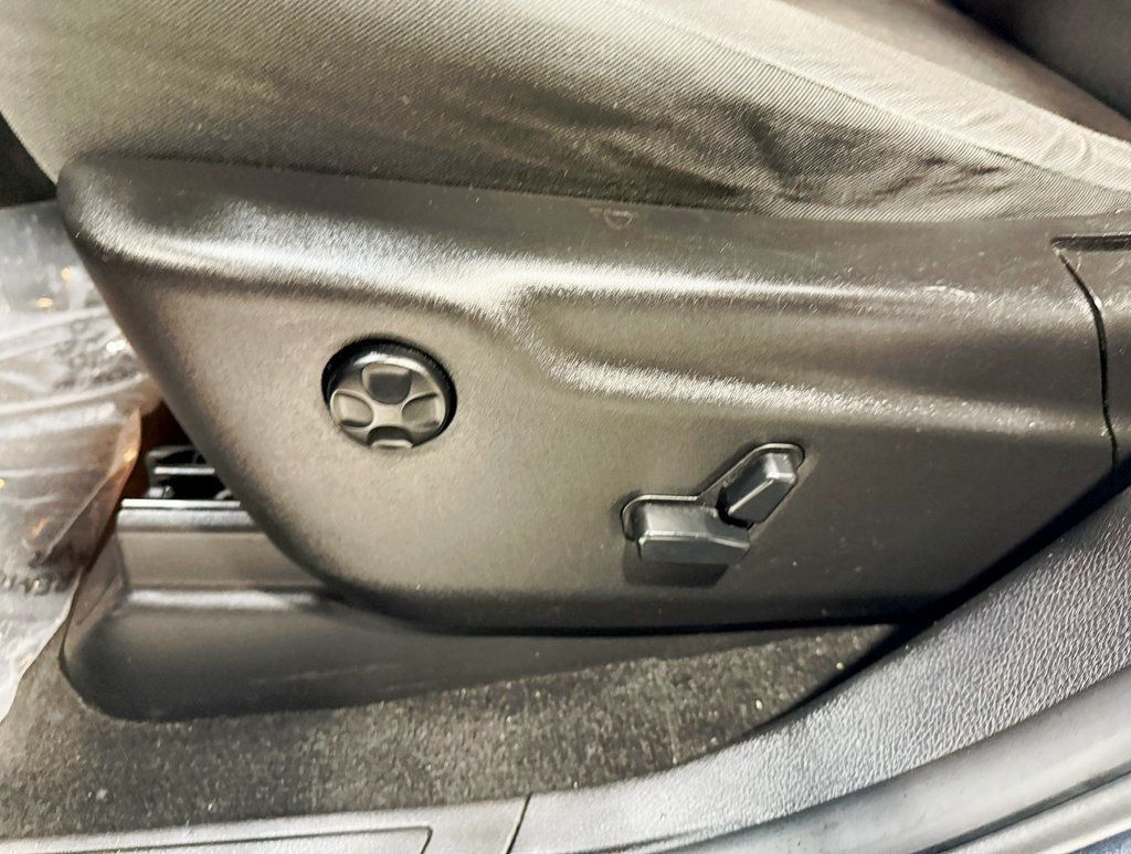 2014 Jeep Grand Cherokee 4WD 4dr Laredo - 22929468 - 20