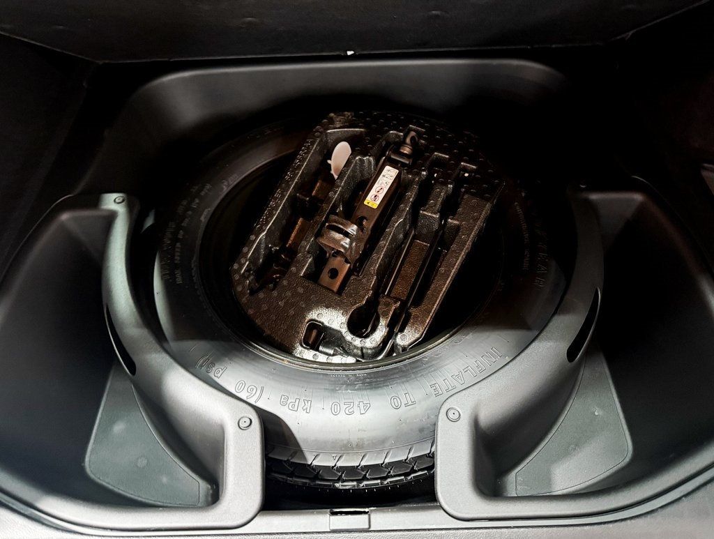 2014 Jeep Grand Cherokee 4WD 4dr Laredo - 22929468 - 29