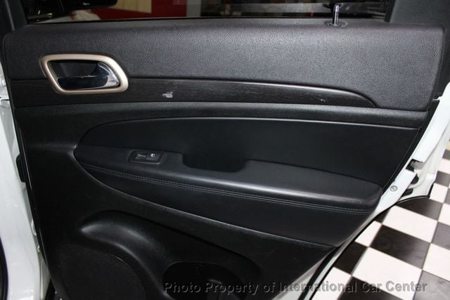 2014 Jeep Grand Cherokee Laredo photo 22