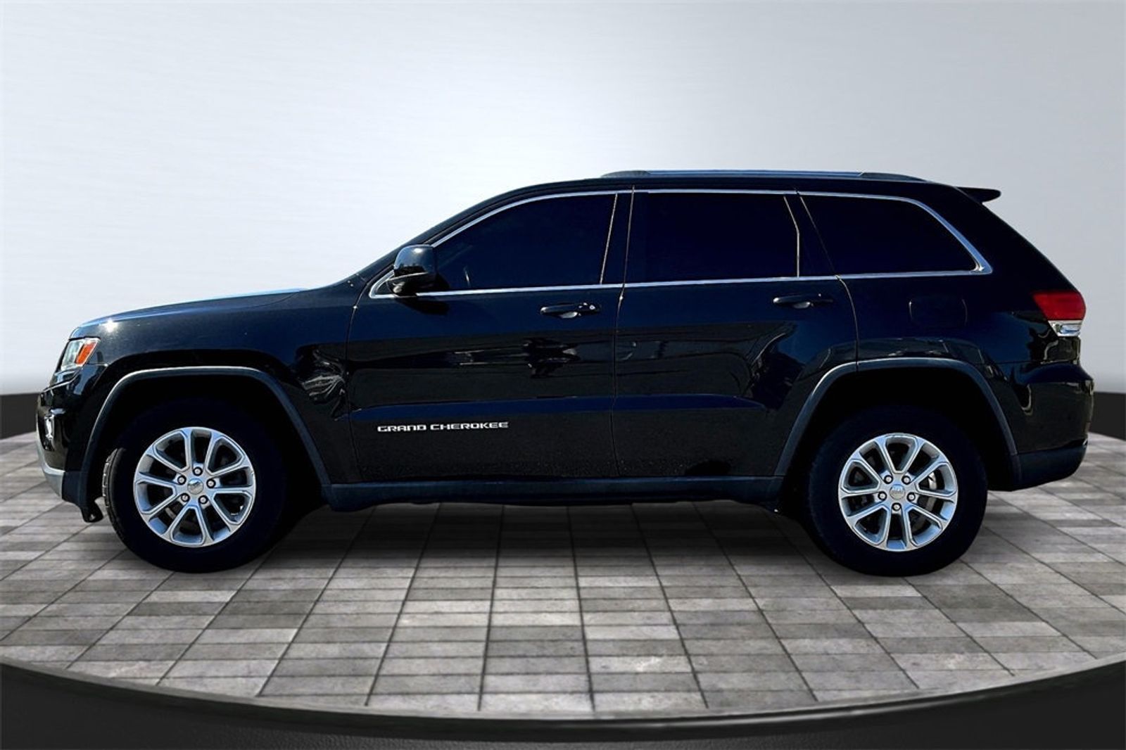 2014 Jeep Grand Cherokee Laredo photo 4