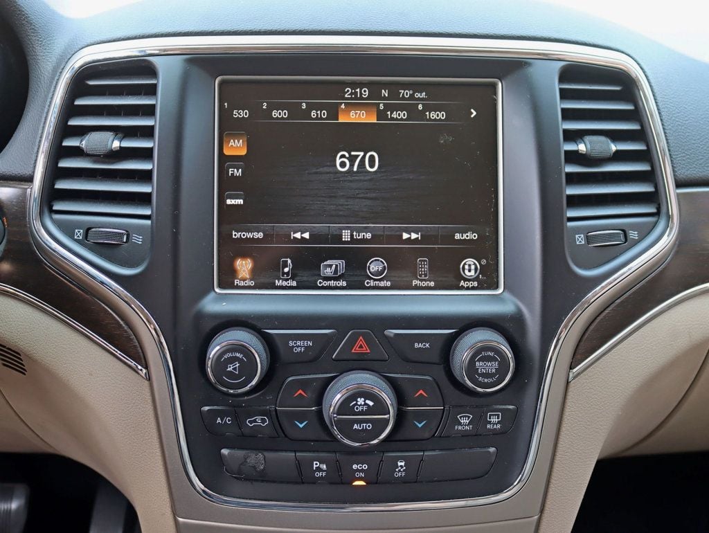 2014 Jeep Grand Cherokee Limited photo 13