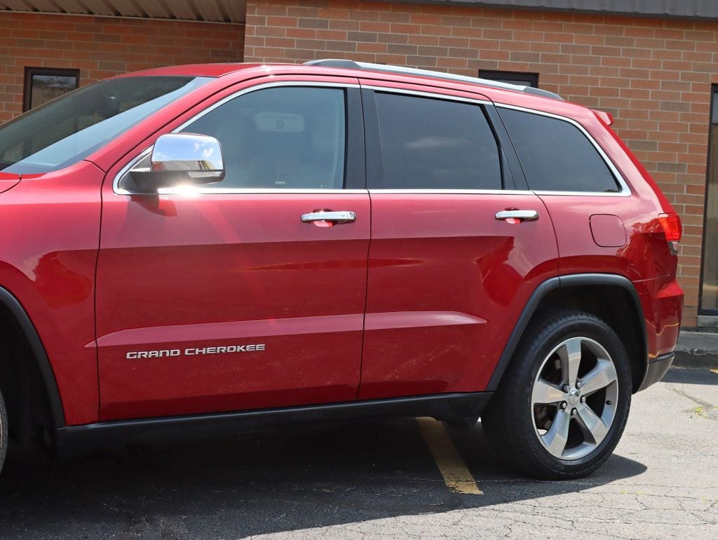 2014 Jeep Grand Cherokee Limited photo 2