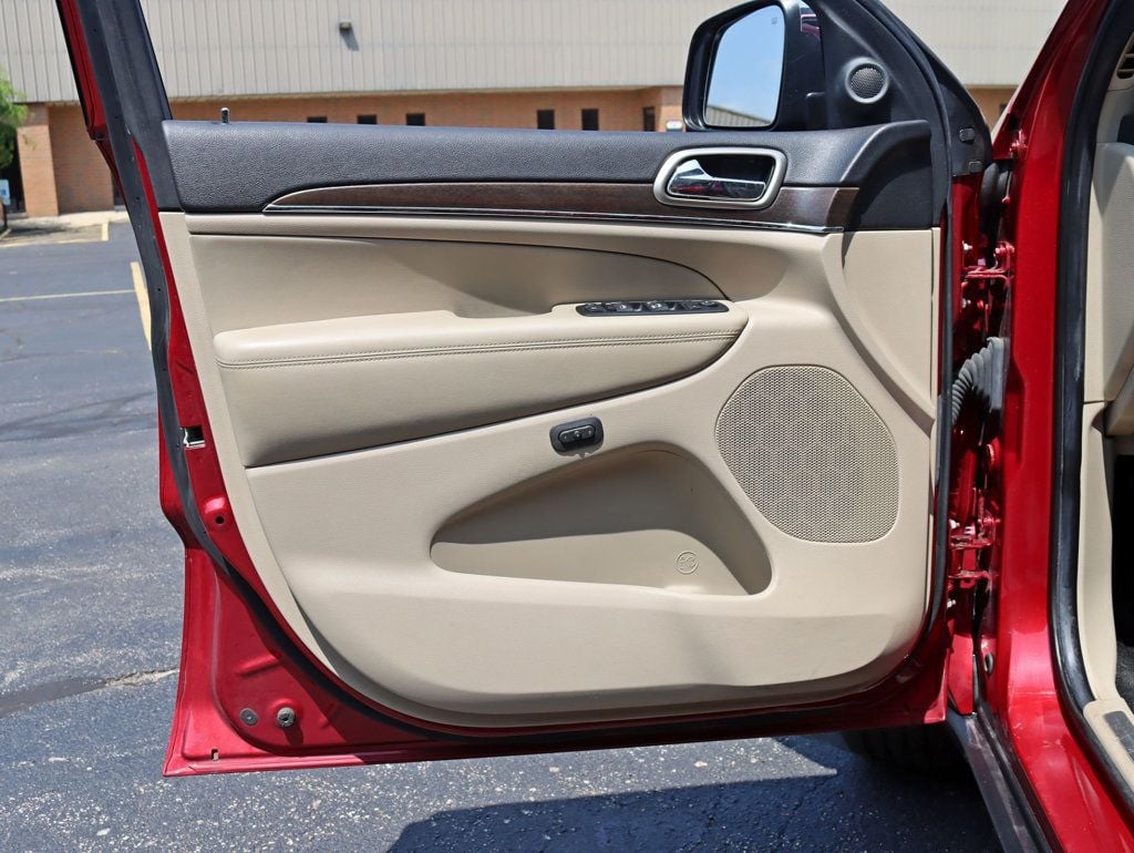 2014 Jeep Grand Cherokee Limited photo 24