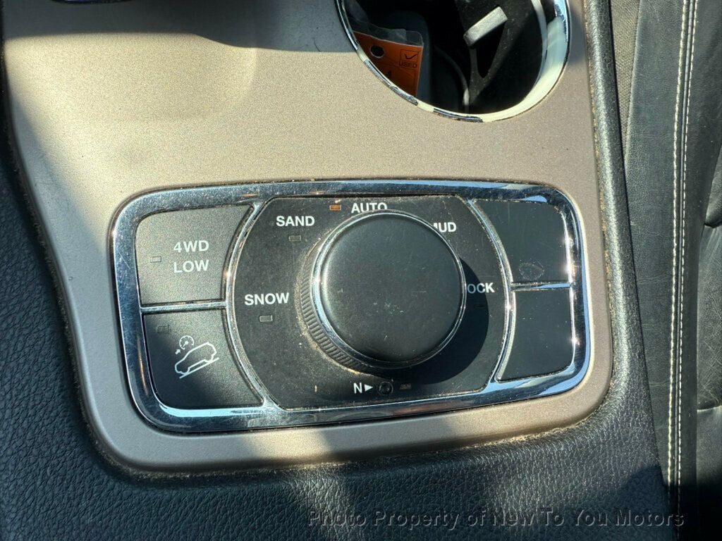 2014 Jeep Grand Cherokee Limited photo 11