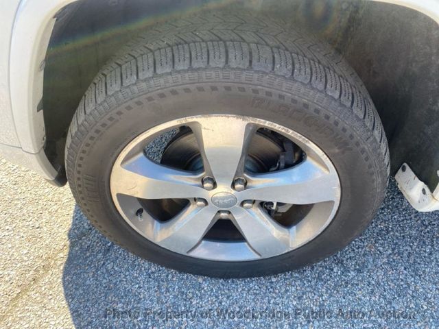 2014 Jeep Grand Cherokee 4WD 4dr Overland - 23101738 - 9