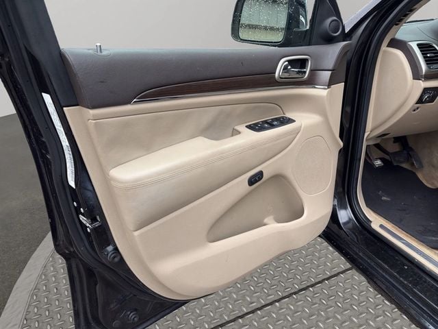 2014 Jeep Grand Cherokee 4WD 4dr Overland - 22977957 - 9