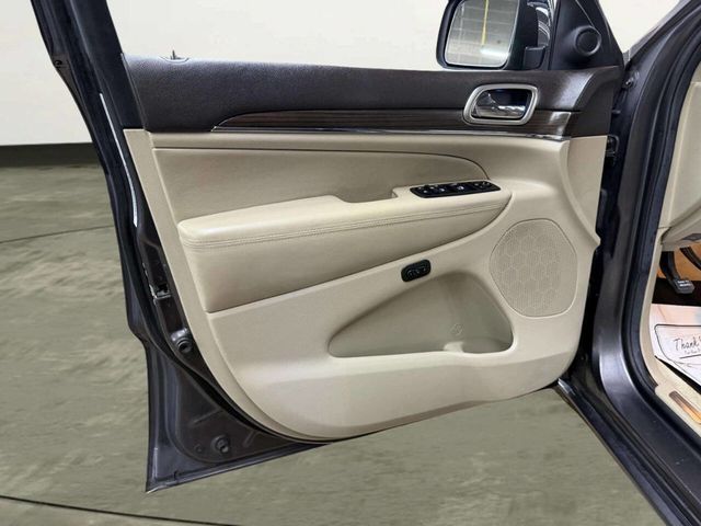 2014 Jeep Grand Cherokee 4WD 4dr Overland - 22982694 - 11