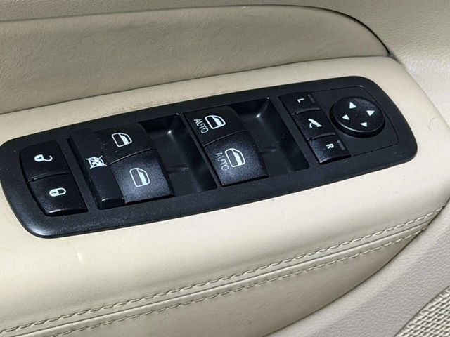 2014 Jeep Grand Cherokee 4WD 4dr Overland - 22982694 - 13