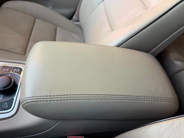 2014 Jeep Grand Cherokee 4WD 4dr Overland - 22982694 - 46