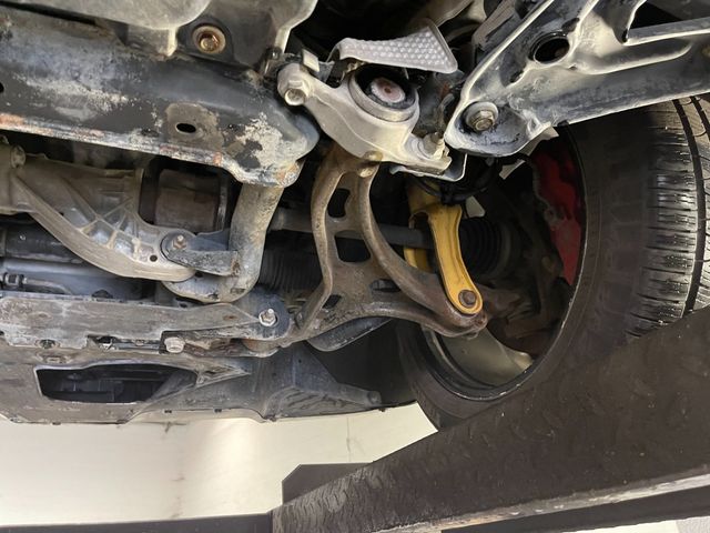 2014 Jeep Grand Cherokee 4WD 4dr SRT8 - 23069285 - 96
