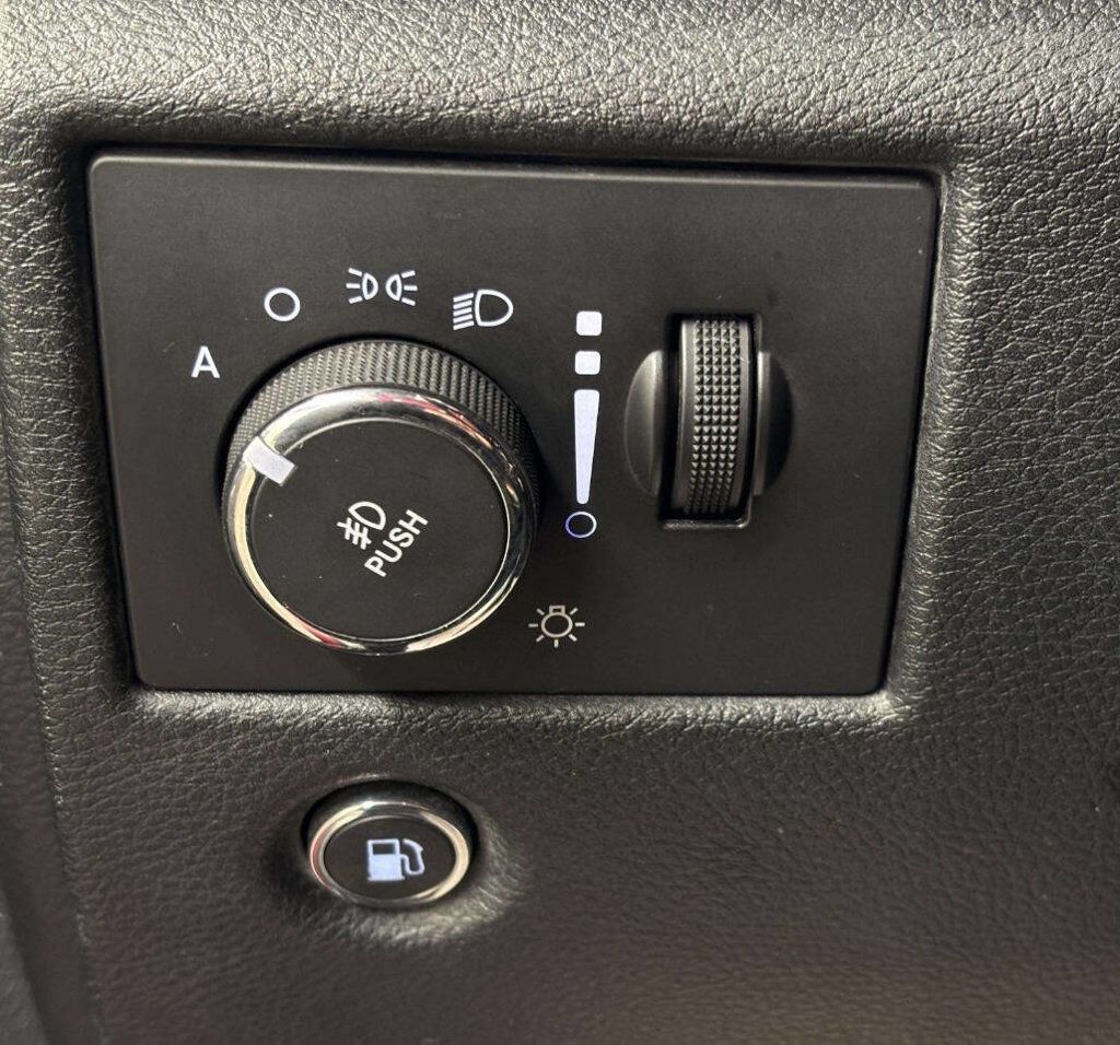 2014 Jeep Grand Cherokee 4WD 4dr Summit - 23029187 - 29