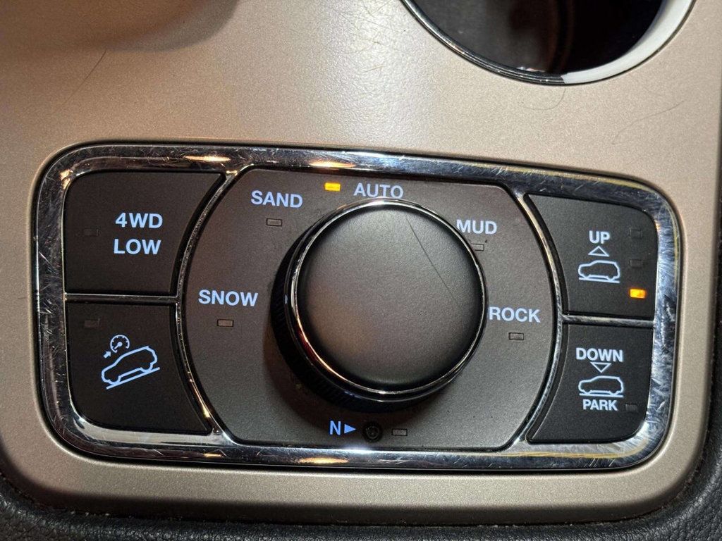 2014 Jeep Grand Cherokee 4WD 4dr Summit - 23029187 - 34