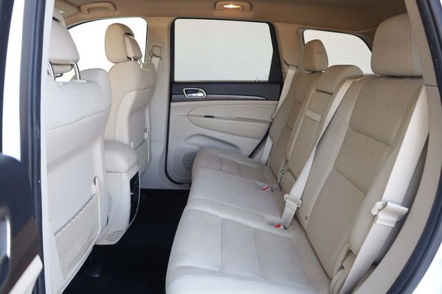 2014 Jeep Grand Cherokee Laredo - 23099254 - 19