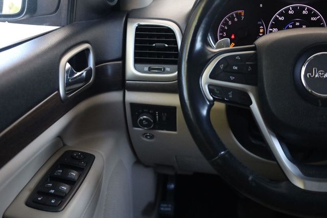 2014 Jeep Grand Cherokee Laredo - 23099254 - 30