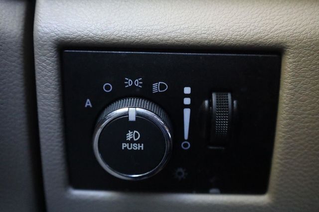 2014 Jeep Grand Cherokee Laredo - 23099254 - 33