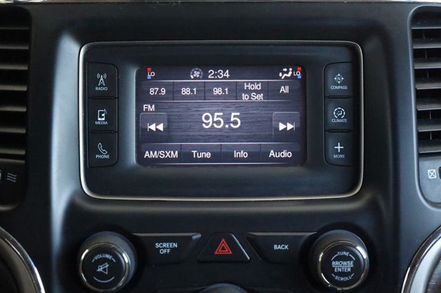2014 Jeep Grand Cherokee Laredo - 23099254 - 39