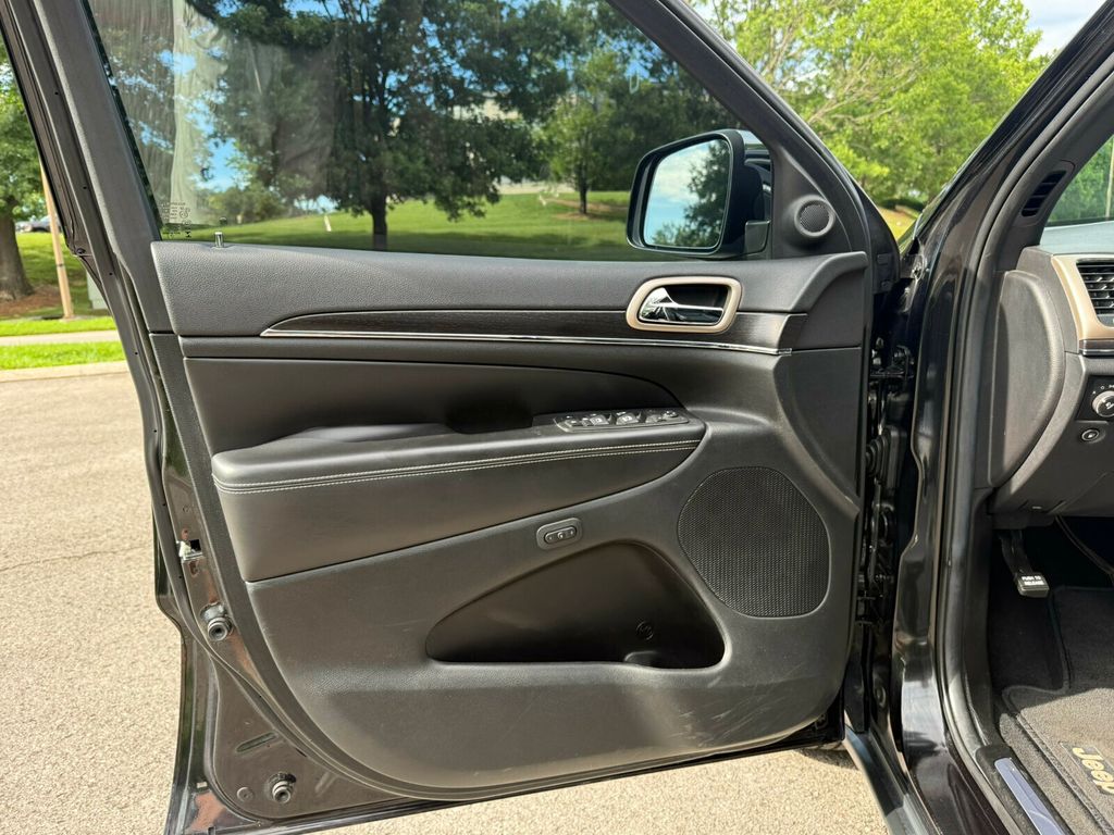 2014 Jeep Grand Cherokee Limited, Southern Owned, Heated Seats, Heated Steering Wheel - 23040317 - 15