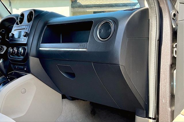 2014 Jeep Patriot 4WD 4dr Sport - 22941348 - 11