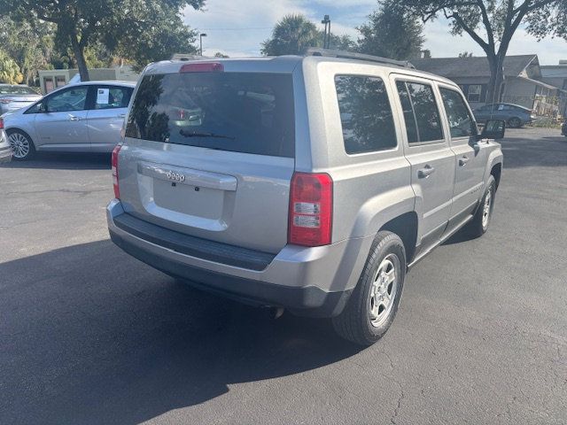 2014 Jeep Patriot FWD 4dr Altitude - 22945995 - 10