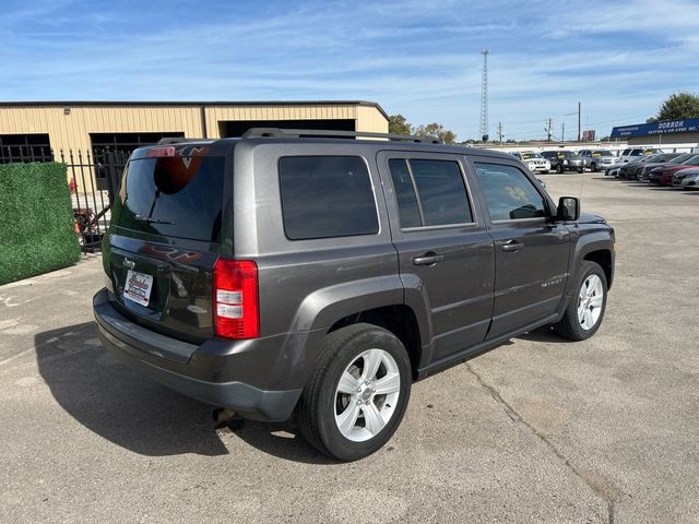 2014 Jeep Patriot FWD 4dr Latitude - 23100220 - 3