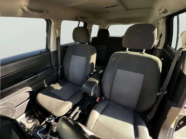 2014 Jeep Patriot FWD 4dr Latitude - 22952533 - 18