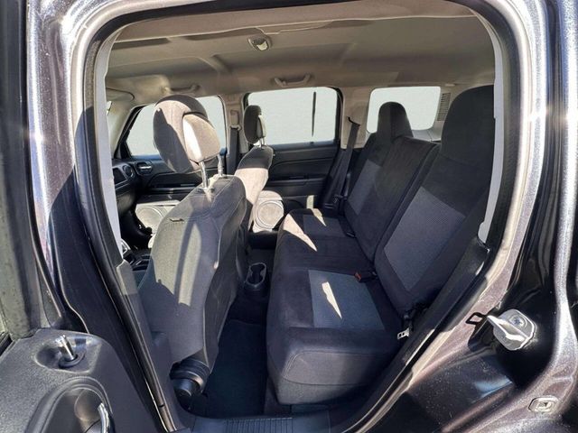 2014 Jeep Patriot FWD 4dr Latitude - 22952533 - 20