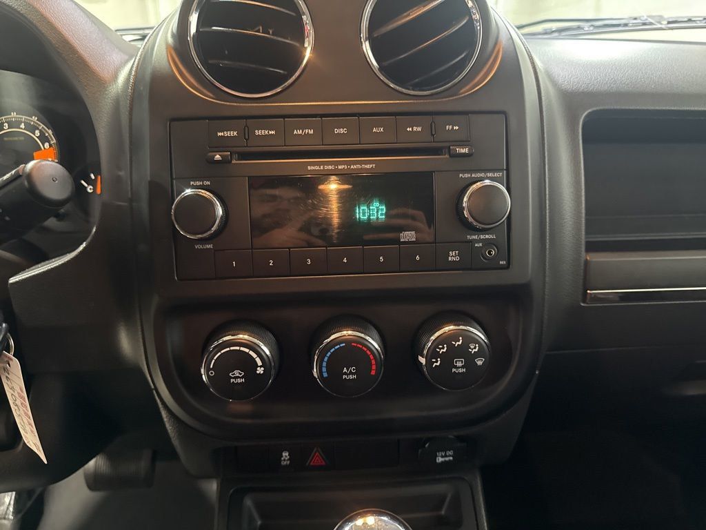2014 Jeep Patriot FWD 4dr Sport - 23030603 - 10