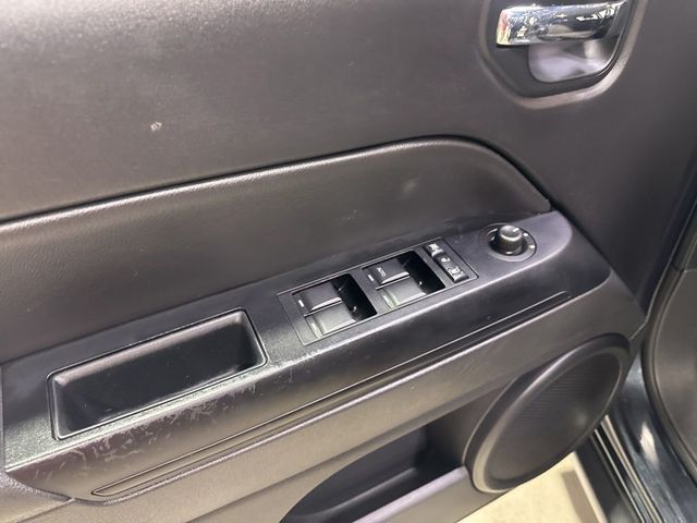 2014 Jeep Patriot FWD 4dr Sport - 23030603 - 16