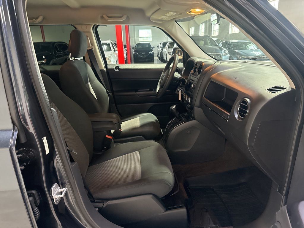 2014 Jeep Patriot FWD 4dr Sport - 23030603 - 26