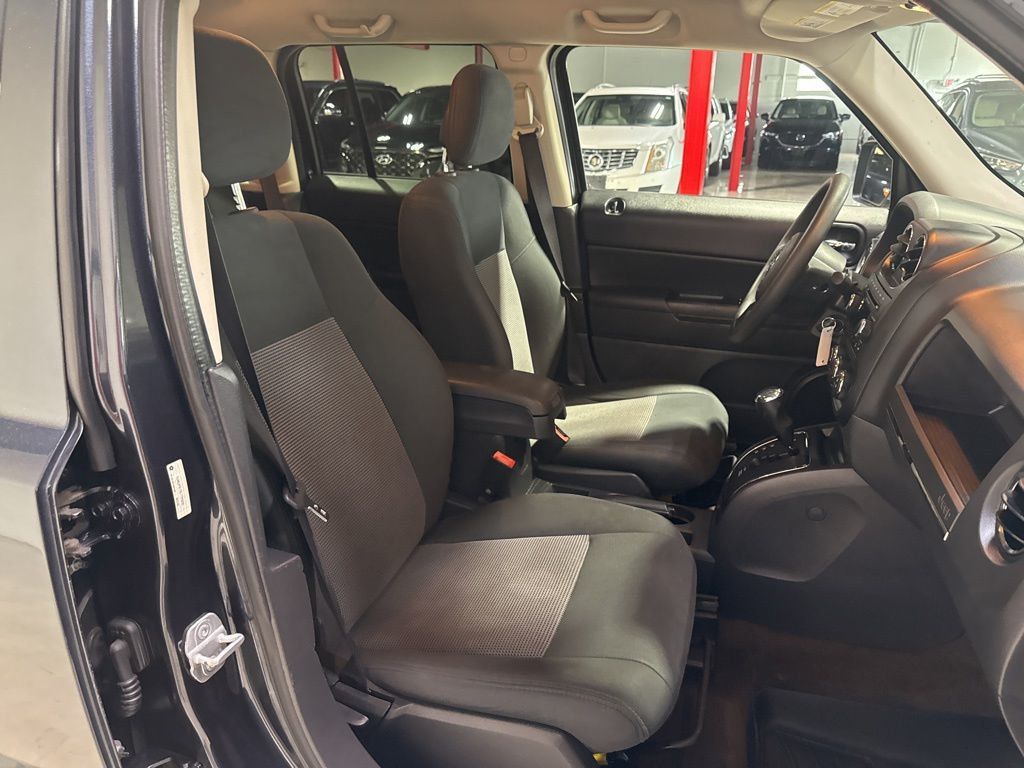 2014 Jeep Patriot FWD 4dr Sport - 23030603 - 28