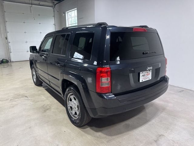 2014 Jeep Patriot FWD 4dr Sport - 23030603 - 3