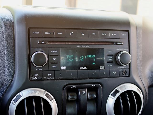 2014 Jeep Wrangler 4WD 2dr Rubicon Power / Dual top Pkg - 23081076 - 15