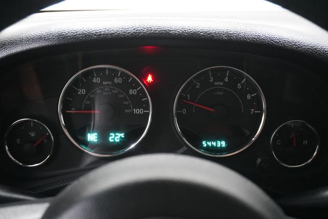 2014 Jeep Wrangler 4WD 2dr Sahara - 22946973 - 16