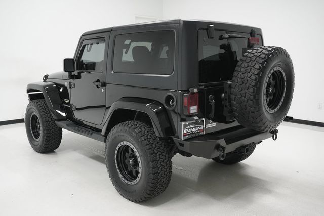 2014 Jeep Wrangler 4WD 2dr Sahara - 22946973 - 5