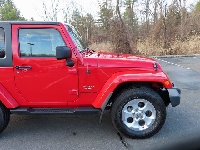 2014 Jeep Wrangler 4WD 2dr Sahara - 22996275 - 13