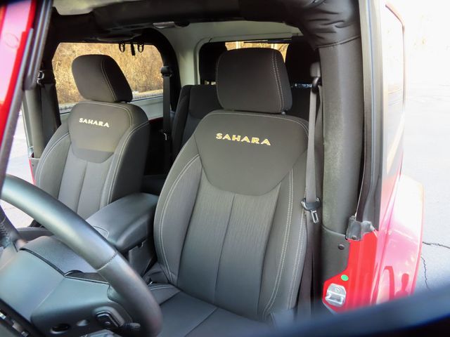 2014 Jeep Wrangler 4WD 2dr Sahara - 22996275 - 17