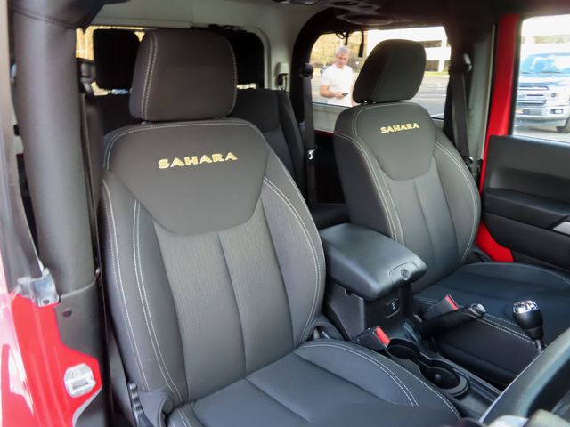 2014 Jeep Wrangler 4WD 2dr Sahara - 22996275 - 20