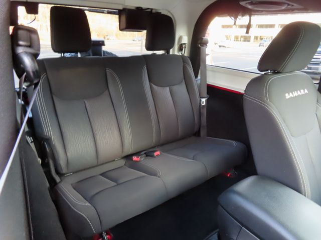 2014 Jeep Wrangler 4WD 2dr Sahara - 22996275 - 21