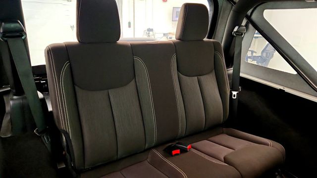 2014 Jeep Wrangler 4WD 2dr Sahara with Connectivity Group - 22975939 - 20