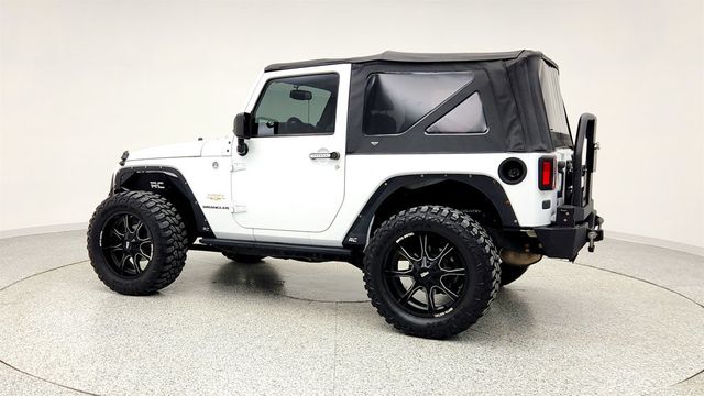 2014 Jeep Wrangler 4WD 2dr Sahara with Connectivity Group - 22975939 - 6