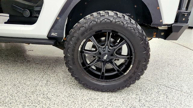 2014 Jeep Wrangler 4WD 2dr Sahara with Connectivity Group - 22975939 - 8