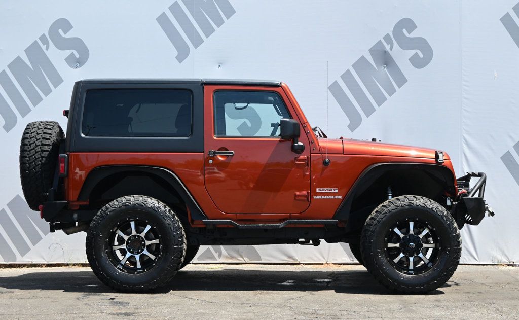 Jeep Wrangler photo 4