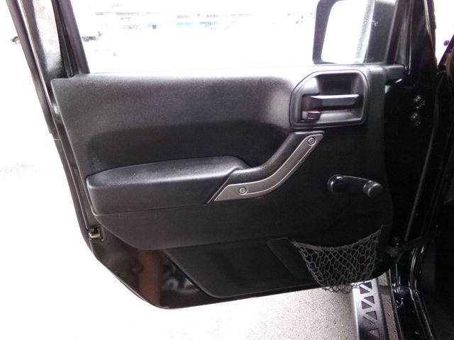2014 Jeep Wrangler 4WD 2dr Sport - 23016951 - 15