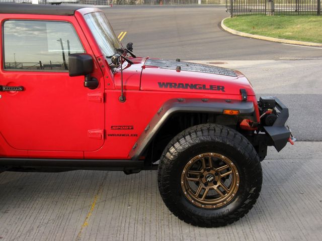 2014 Jeep Wrangler 4WD 2dr Willys Wheeler - 22811947 - 11
