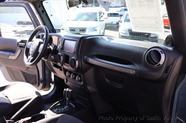 2014 Jeep Wrangler 4WD 2dr Willys Wheeler - 23042234 - 12