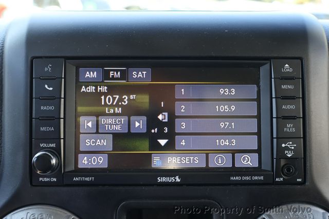 2014 Jeep Wrangler 4WD 2dr Willys Wheeler - 23042234 - 19