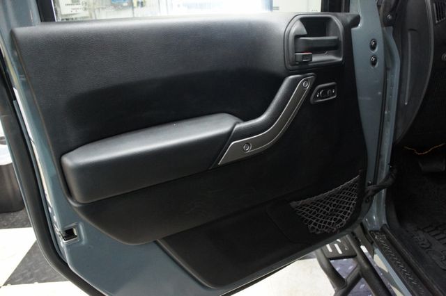 2014 Jeep Wrangler CUSTOM LIFTED JEEP, EXTRAS!!! - 22926917 - 41