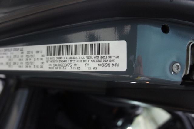 2014 Jeep Wrangler CUSTOM LIFTED JEEP, EXTRAS!!! - 22926917 - 42