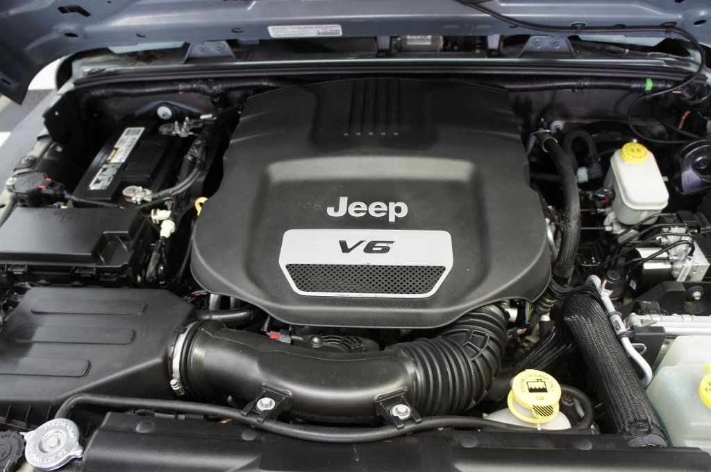 2014 Jeep Wrangler CUSTOM LIFTED JEEP, EXTRAS!!! - 22926917 - 5