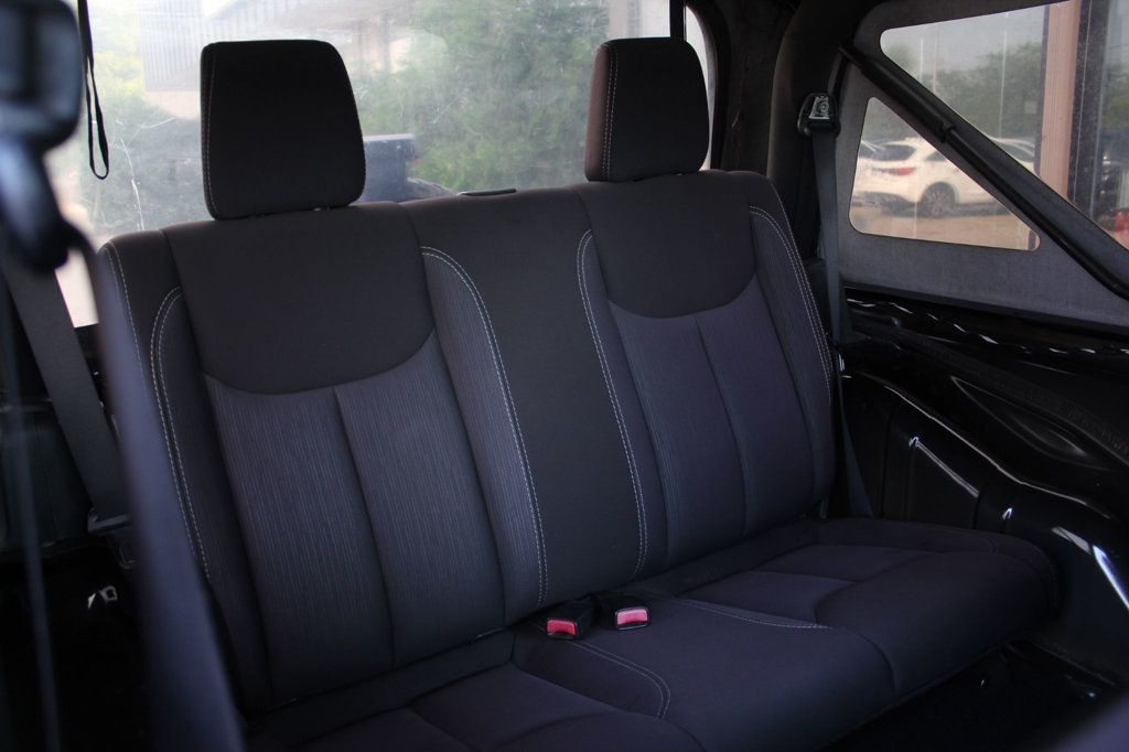 2014 Jeep Wrangler Sahara photo 8
